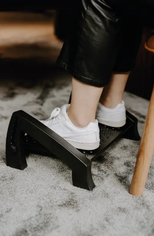 Swedish-Postre-FOOTREST-Adjustable-Ergonomic-Foot-Support-PRODUCT