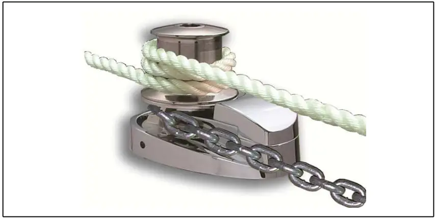 South Pacific VN600 Nylon Base Vertical Windlass