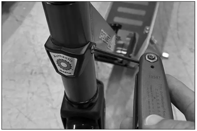 Razor Power A5 Electric Scooter - fig10