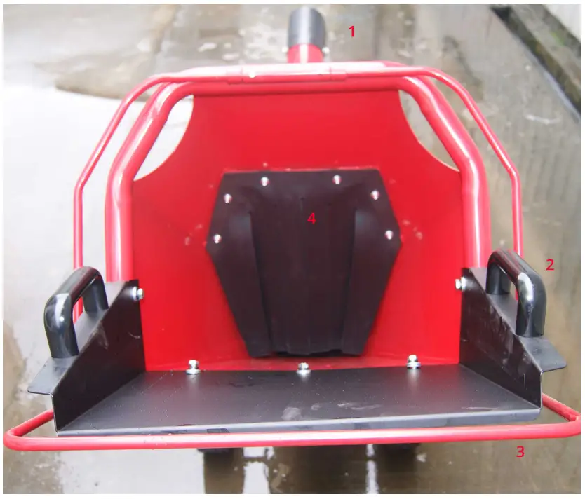 P-Lindberg 9064782 Wood Chipper-Topping up oil 1