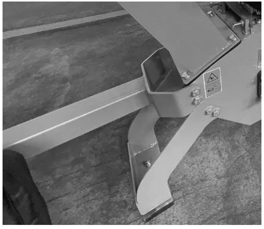 P-Lindberg 9064782 Wood Chipper-blade box