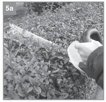 Fitting the cuttings collector