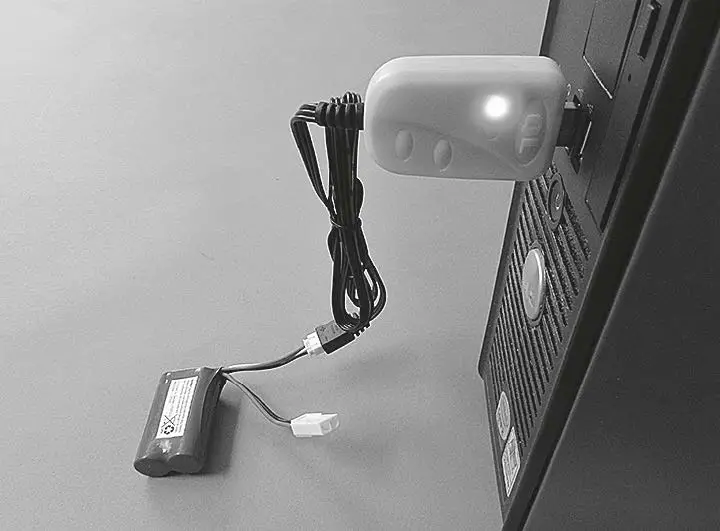 MODSTER-MDX-P-40 Warhawk-Electric-Motor-Warbird-02