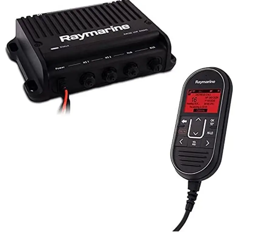 Raymarine-E70493-VHF-Radio-Imgg