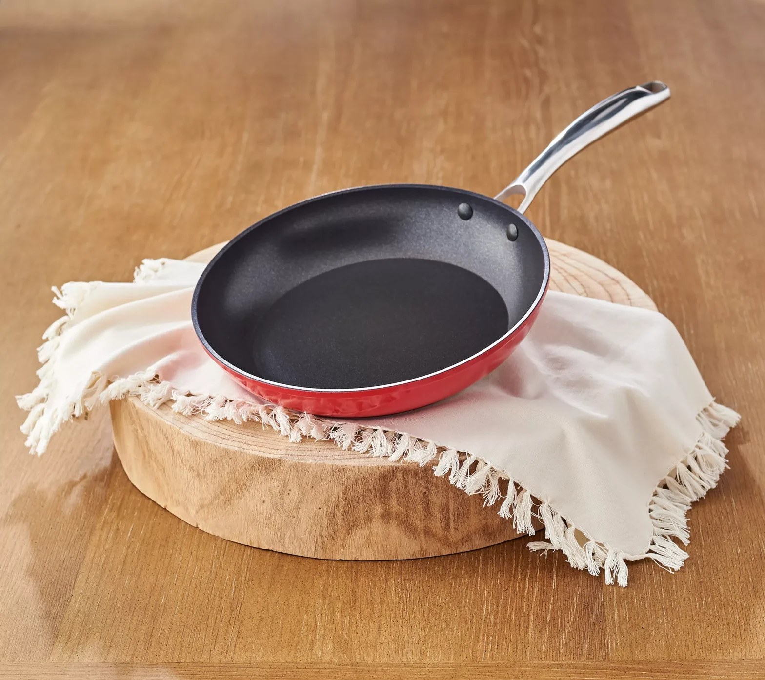 Cook S Essentials K50882 10 Inch Forged Aluminum Nonstick Skillet User Guide Cook S Essentials K50882 10 Inch Forged Aluminum Nonstick Skillet User Guide