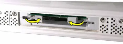 Closing the ejector clips