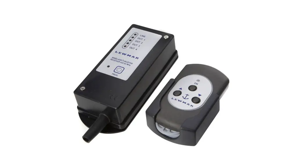 Lewmar 68000967 3 & 5 Button Wireless Remote Control Installation Guide