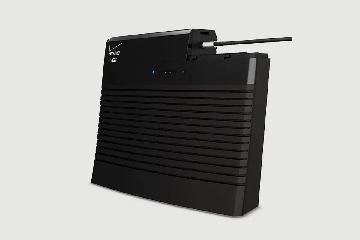 Ion Ipa119b Projector Deluxe User Guide Ion Ipa119b Projector Deluxe User Guide