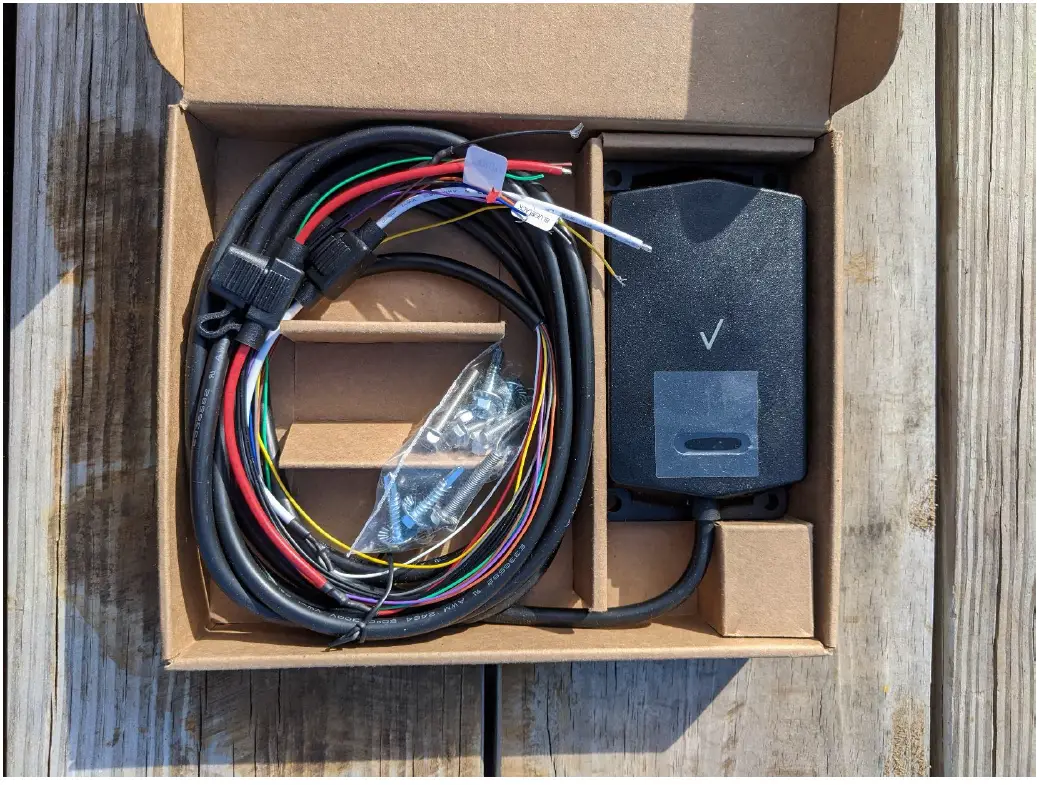 verizon-connect-AI-111-Equipment-Asset-Tracker-7