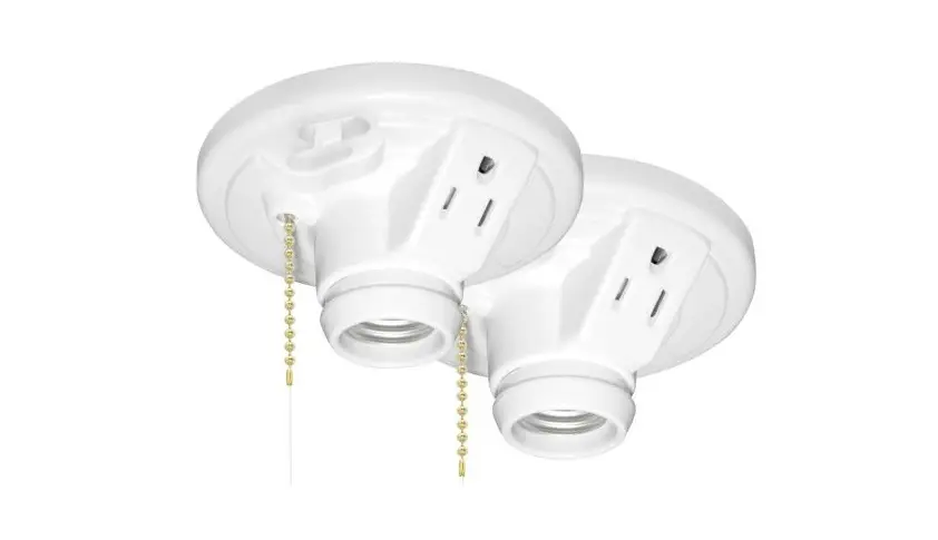 Maxxima Plastic Lamp Holder With Pull Chain And Outlet Instruction Manual