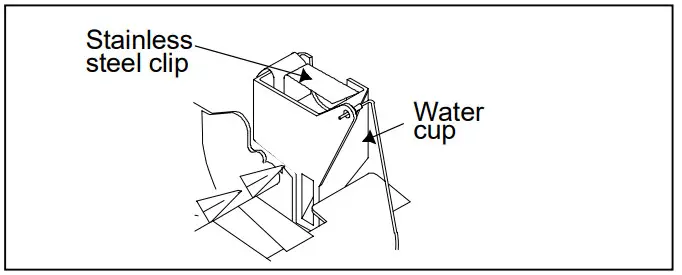 Amana IC8 Top and Bottom Freezer Refrigerator - maker water
