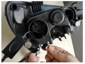 AGPTEK H7 Car LED Bulbs with IP68 Water Resistant - Installation6