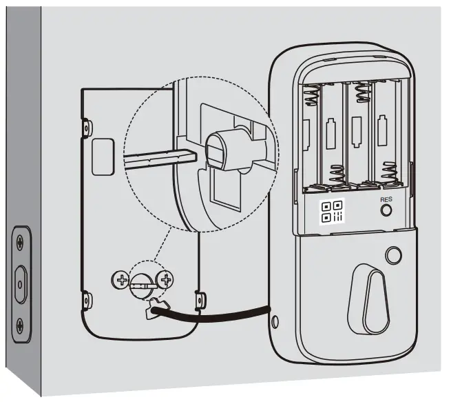 Revolo WFP01 WiFi Smart Lock - battery cover 4