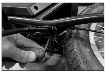 Razor-W15128785028-Rambler-16-Kick-Stan-1