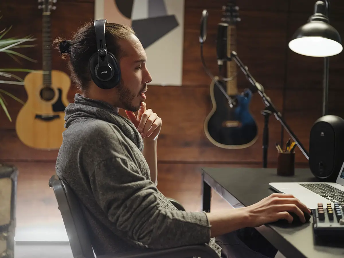 Akg Professional Studio Headphones Instructions Akg Professional Studio Headphones Instructions