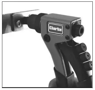 Clarke CHT876 Single Hand Riveter - perpendicular
