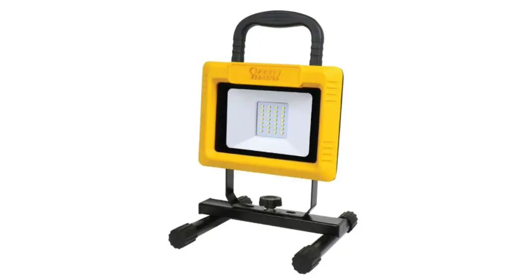 Feit Work2000xlplugfold Foldable Work Light Installation Guide Feit Work2000xlplugfold Foldable Work Light Installation Guide