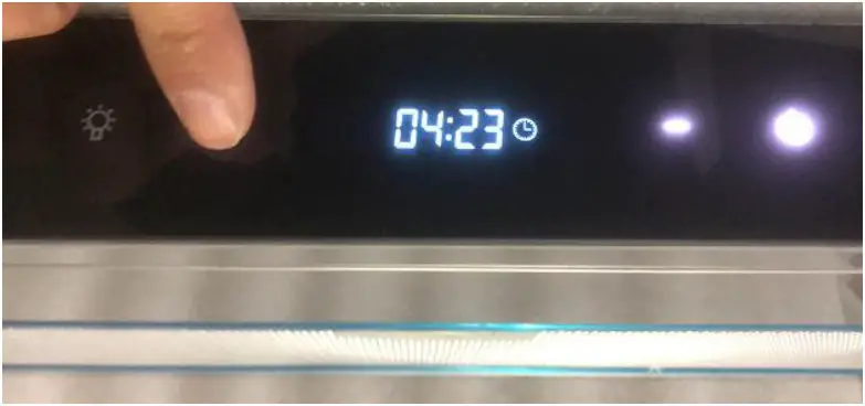 AUSSIE TRAVELLER 465mm 12V Recessed Rangehood - hour mode