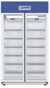 GLOBAL INDUSTRIAL 2453704 Pharmaceutical Refrigerator 1