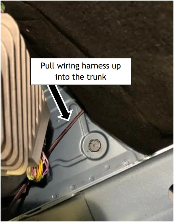 DINAN D660 0083 Valved Axle Back Exhaust - dome light 2