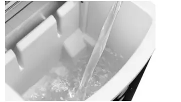 IGLOO ICEB33AQ Large Capacity 33 Pound Automatic Ice Maker - USING YOUR ICE CUBE MAKER