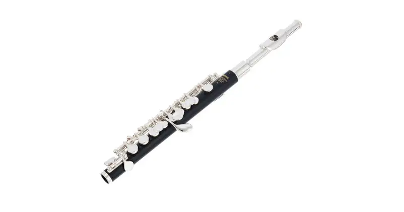 Yamaha Piccolo Flute Owner's Manual Yamaha Piccolo Flute Owner's Manual