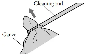 YAMAHA Piccolo FluteHand through the hole
