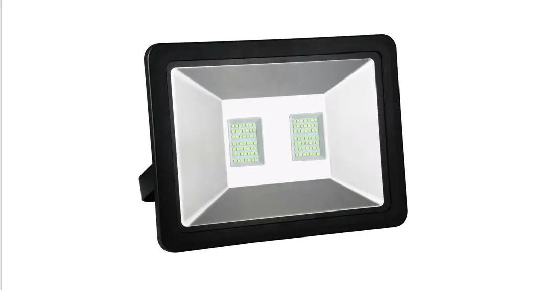 Wetelux 900832 30w Led Floodlight Instruction Manual Wetelux 900832 30w Led Floodlight Instruction Manual