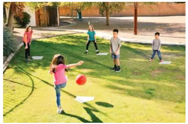 4FUN FUN.032 Kick Ball Set - WINNING THE GAME