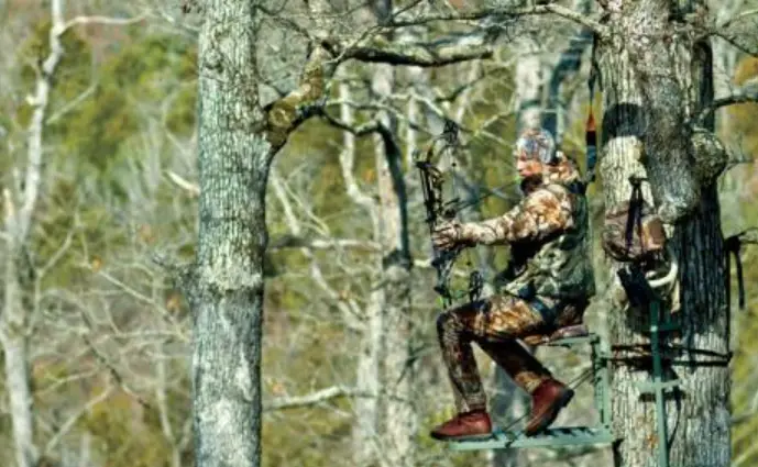 Big Foot Re562 Rogue Xl Hang On Stand User Manual Big Foot Re562 Rogue Xl Hang On Stand User Manual