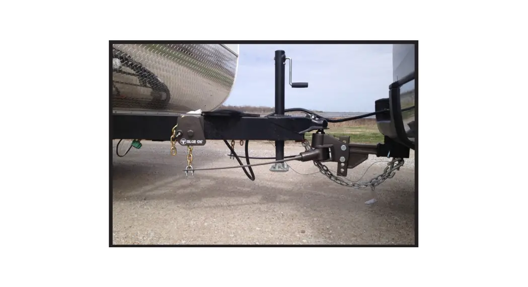 Blueox Bxw0350 Swaypro Weight Distributing Hitch - 7 Hole Shank Owner's Manual Blueox Bxw0350 Swaypro Weight Distributing Hitch - 7 Hole Shank Owner's Manual