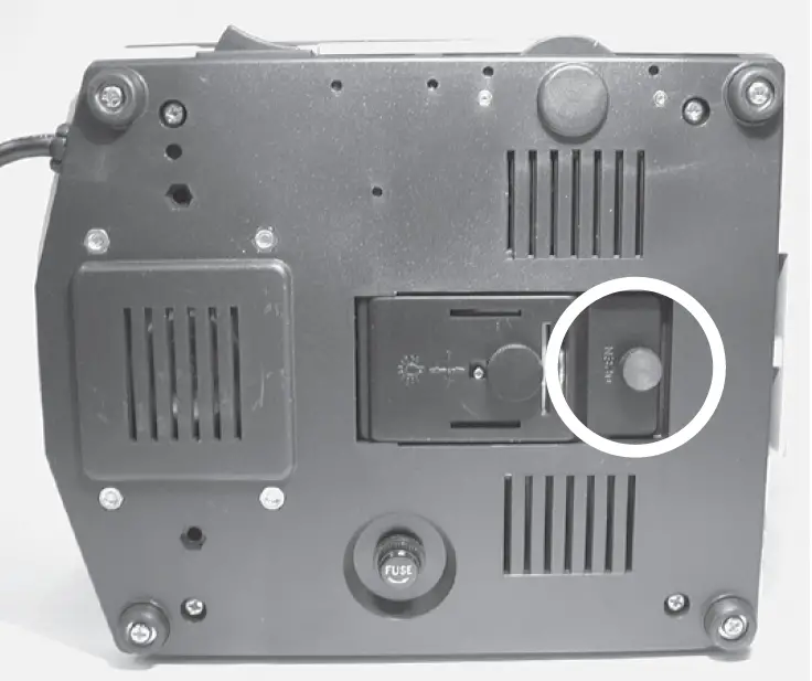 VEE GEE 1200CM Series Compound Microscopes 19