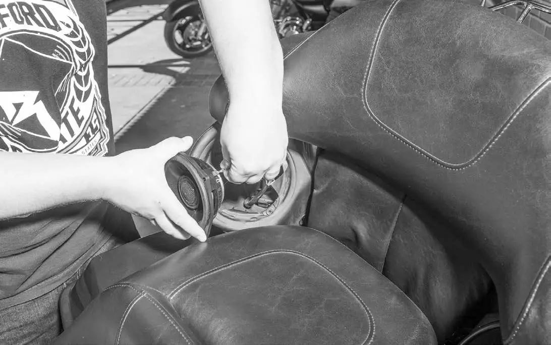 Rockford-Fosgate-TMS6RG-6.5-Full-Range-Fairing-Speakers-fig-17