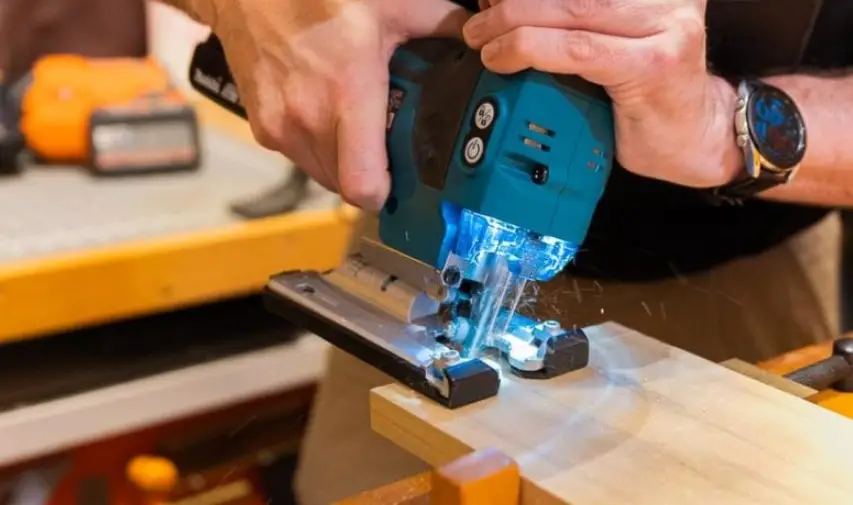 Makita Xvj01 Cordless Jig Saw Instruction Manual