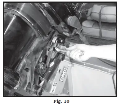 CMC-PT-35-Electric-Hydraulic-Tilt-amp-Trim-FIG-7