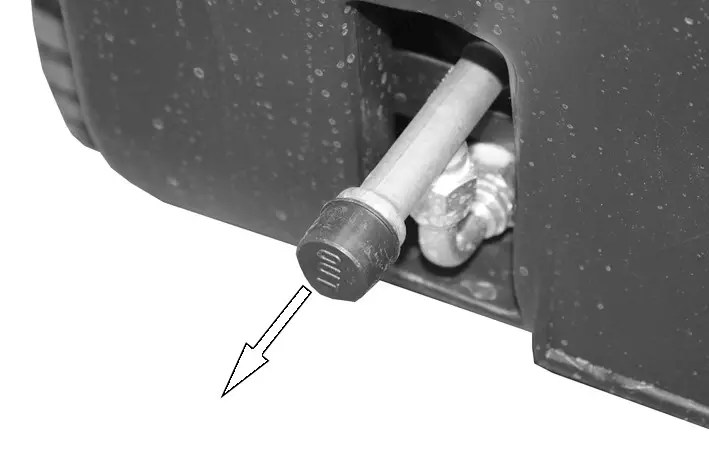 Clarke KING 200 Professional High Pressure Hot Washer - CONNECT THE HIGH PRESSURE HOSE 1