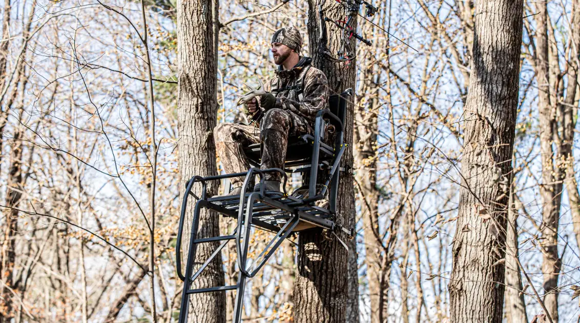 Big Foot Re560 Brute Hang On Stand User Manual Big Foot Re560 Brute Hang On Stand User Manual