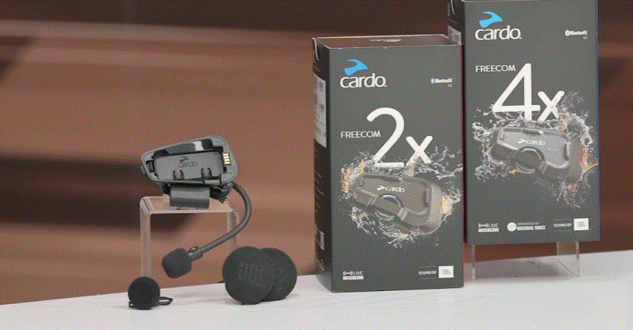 Cardo P944353 Freecom 4x Communication System User Guide