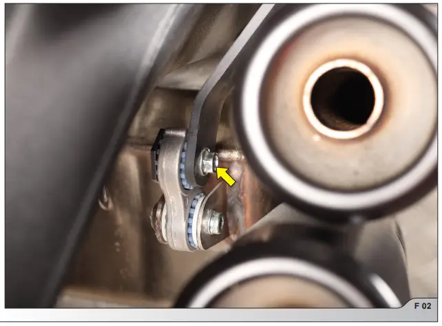 AKRAPOVIC-Slip-On-for-the-Ducati-Scrambler-880- (2)