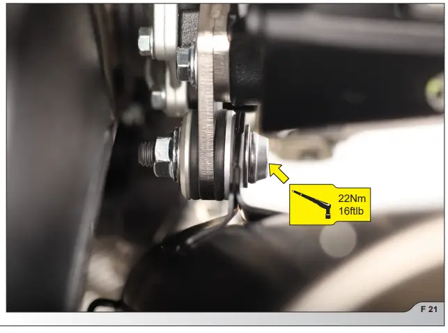 AKRAPOVIC-Slip-On-for-the-Ducati-Scrambler-880- (21)