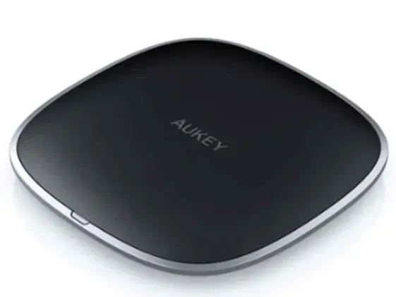 Shenzhen Powerqi Technology LC05 Sterilizer with Wireless Charging