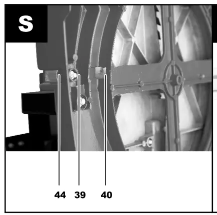 Setting the cutting stopper on the lower table