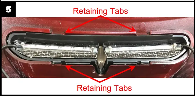 Custom-Dynamics-CD-VENT-AW2- Batwing-Fairing-AW2-Vent-Trim-FIG-5