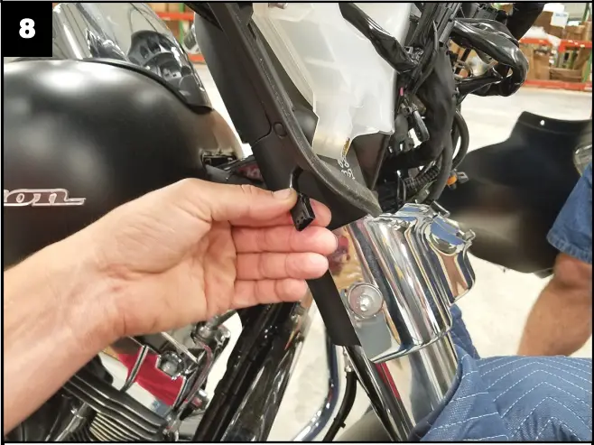 Custom-Dynamics-CD-VENT-AW2- Batwing-Fairing-AW2-Vent-Trim-FIG-8