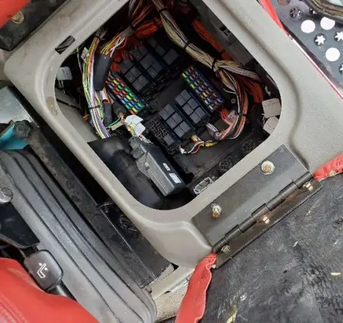 Mounting the CNH-JD Bridge