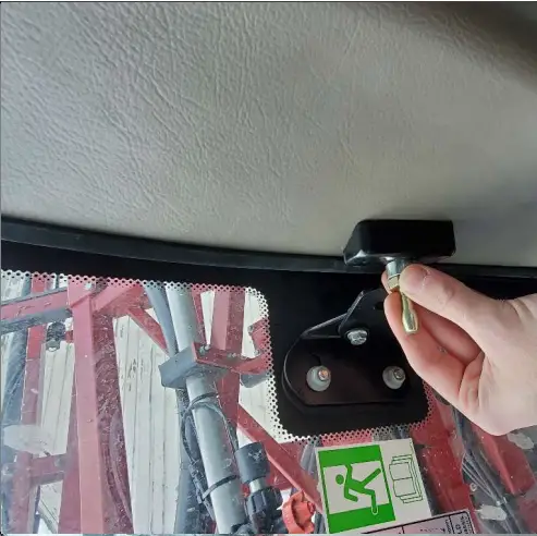 Mounting the CNH-JD Bridge