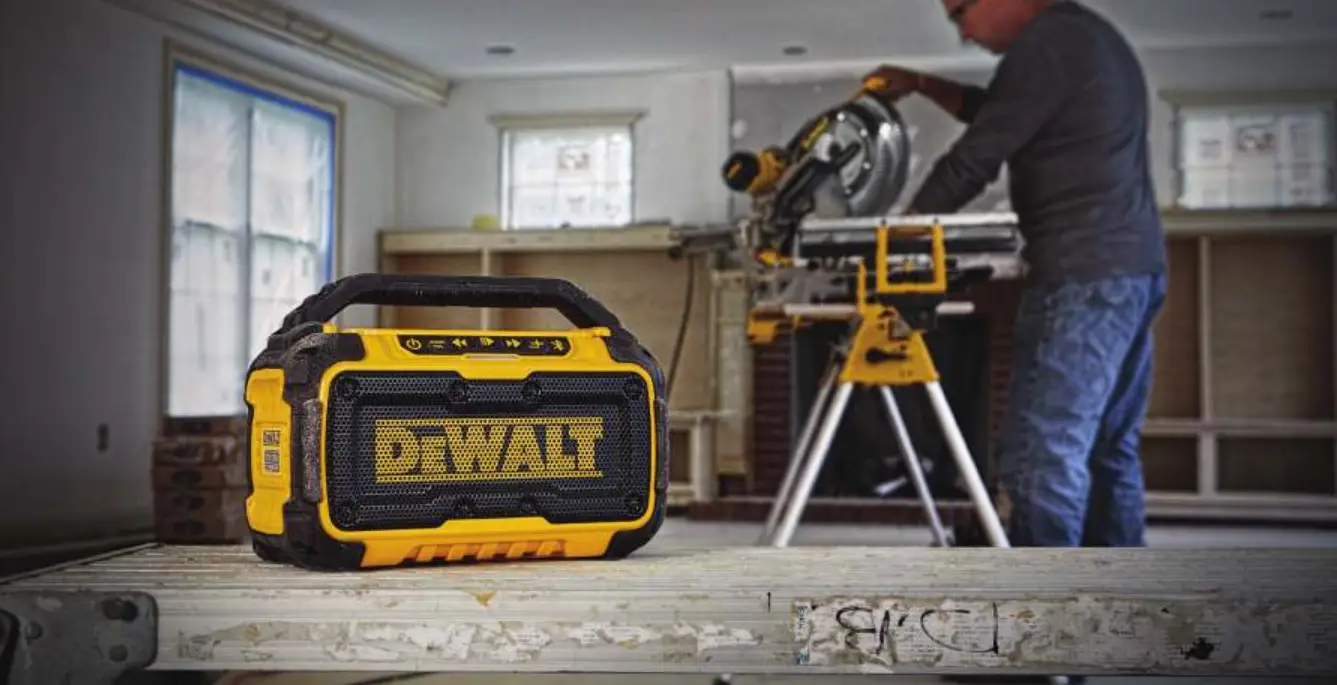 Dewalt Dcr008 Rechargeable Mini Bluetooth Speaker Instruction Manual Dewalt Dcr008 Rechargeable Mini Bluetooth Speaker Instruction Manual