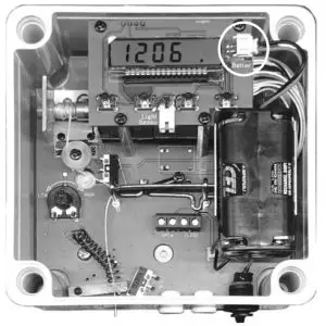 PREMIER 1 540257-P1S Automatic Poultry Door - battery connection