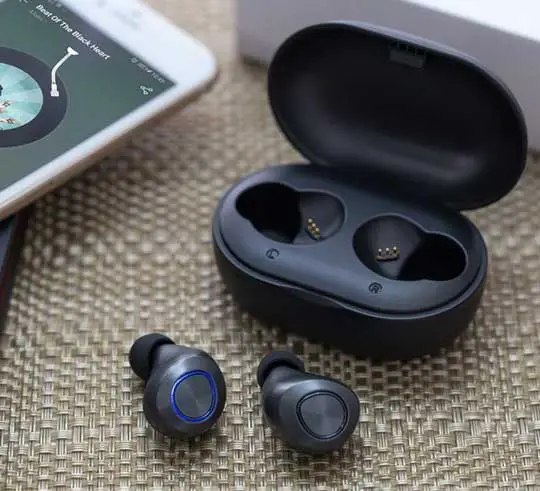 HT10 Earbuds