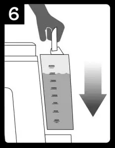 INSTALLING/REPLACING THE FILTER IN THE WATER TANK